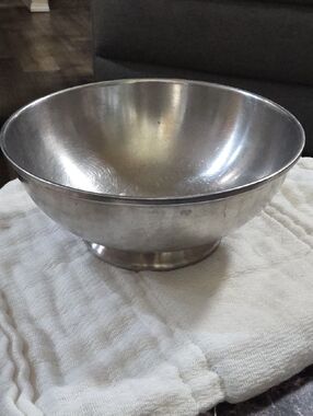 Classic Stainless Steel Serving Bowl - Silver